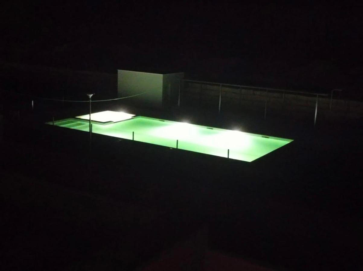 Ferienwohnung Precioso Piso Monzon Terraza, Parking,Piscina,Zona De Juegos Exterior foto